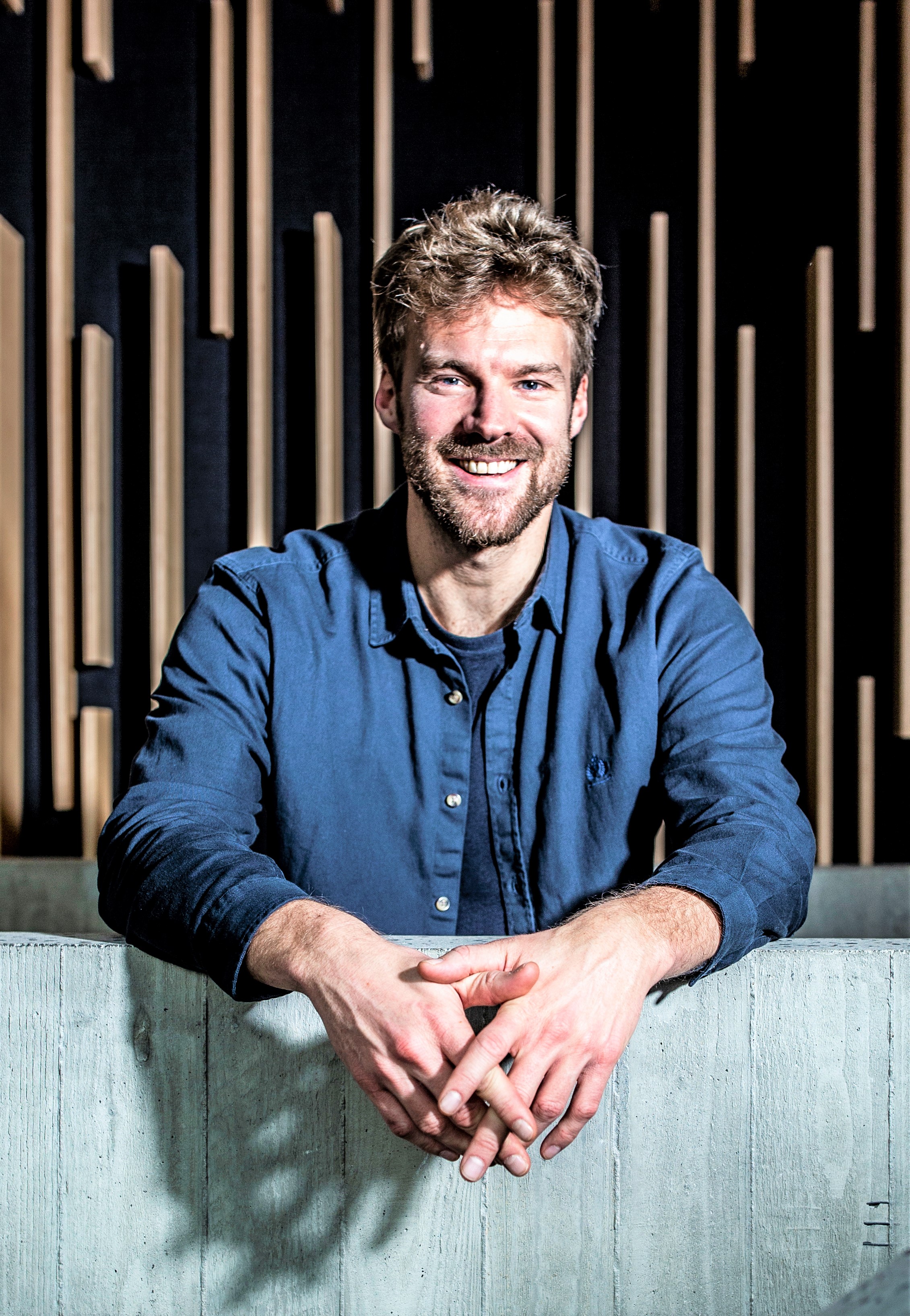 His research spans the fields of public economics and political economy, with a specific focus on political extremism, behavioural/identity economics and fiscal federalism.